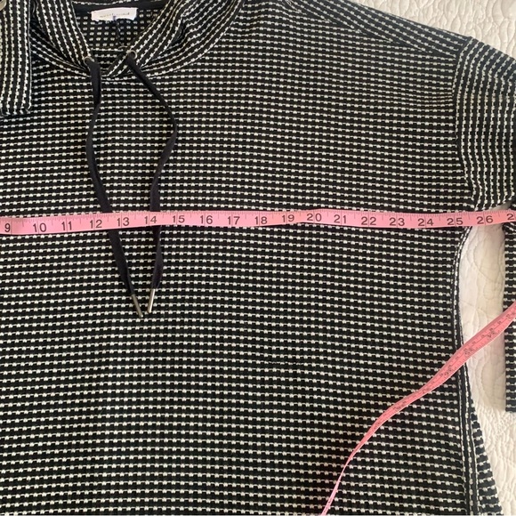 Westbound pull over shirt top, light Weight great for work out cover - Picture 3 of 8